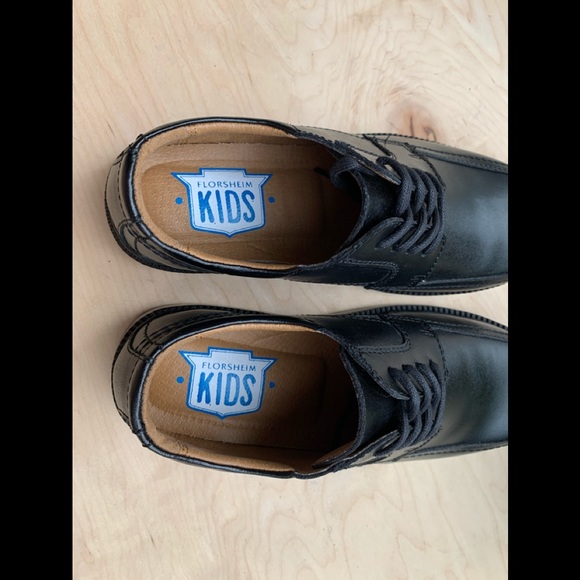 Florsheim boys black dress shoes - Picture 13 of 14